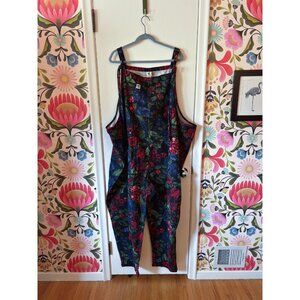 Lucy & Yak cotton dungarees / overalls in floral print